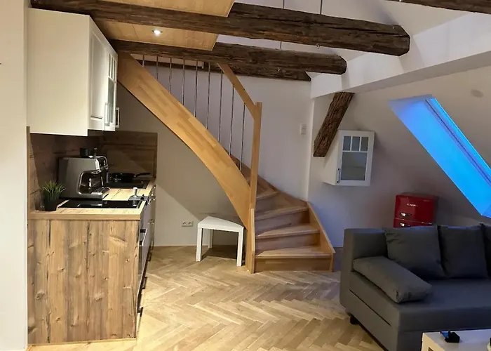 Exklusive Maisonetten Wohnung Mit Gartenzugang
